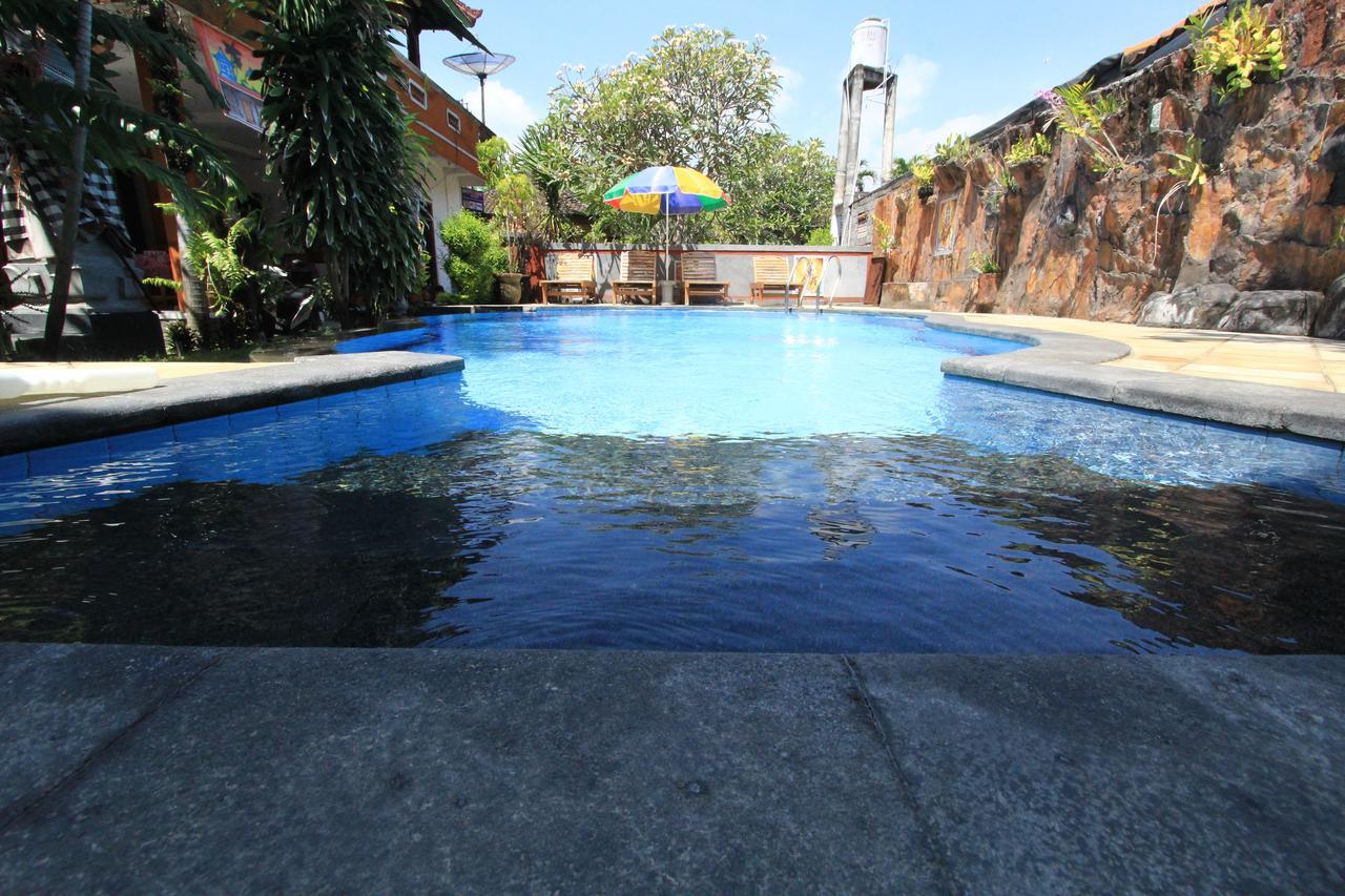 Pondok Wisata Elsa 2 Hotell Lovina Eksteriør bilde