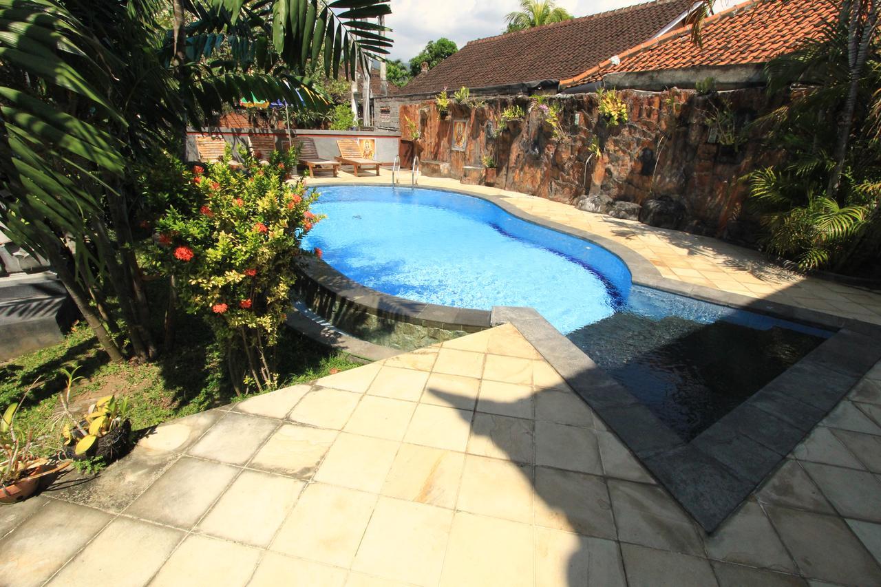Pondok Wisata Elsa 2 Hotell Lovina Eksteriør bilde